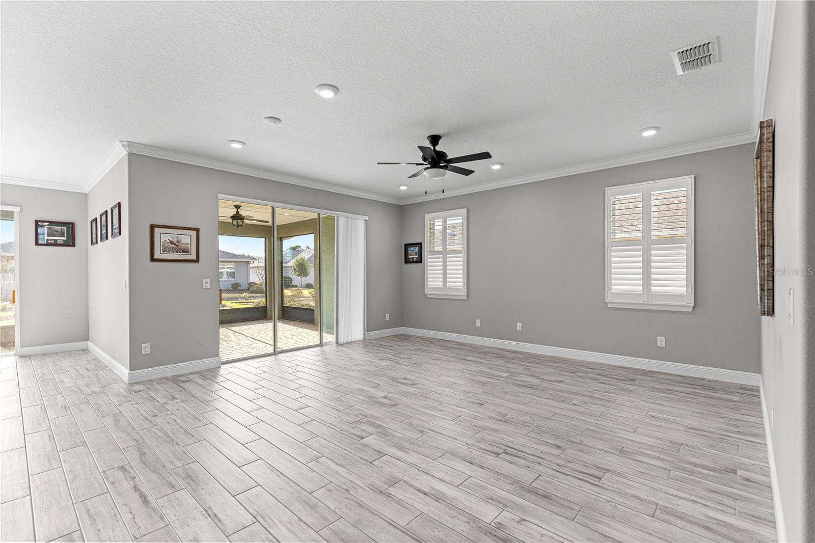 Image 6 of 55 For 8882 85th Loop