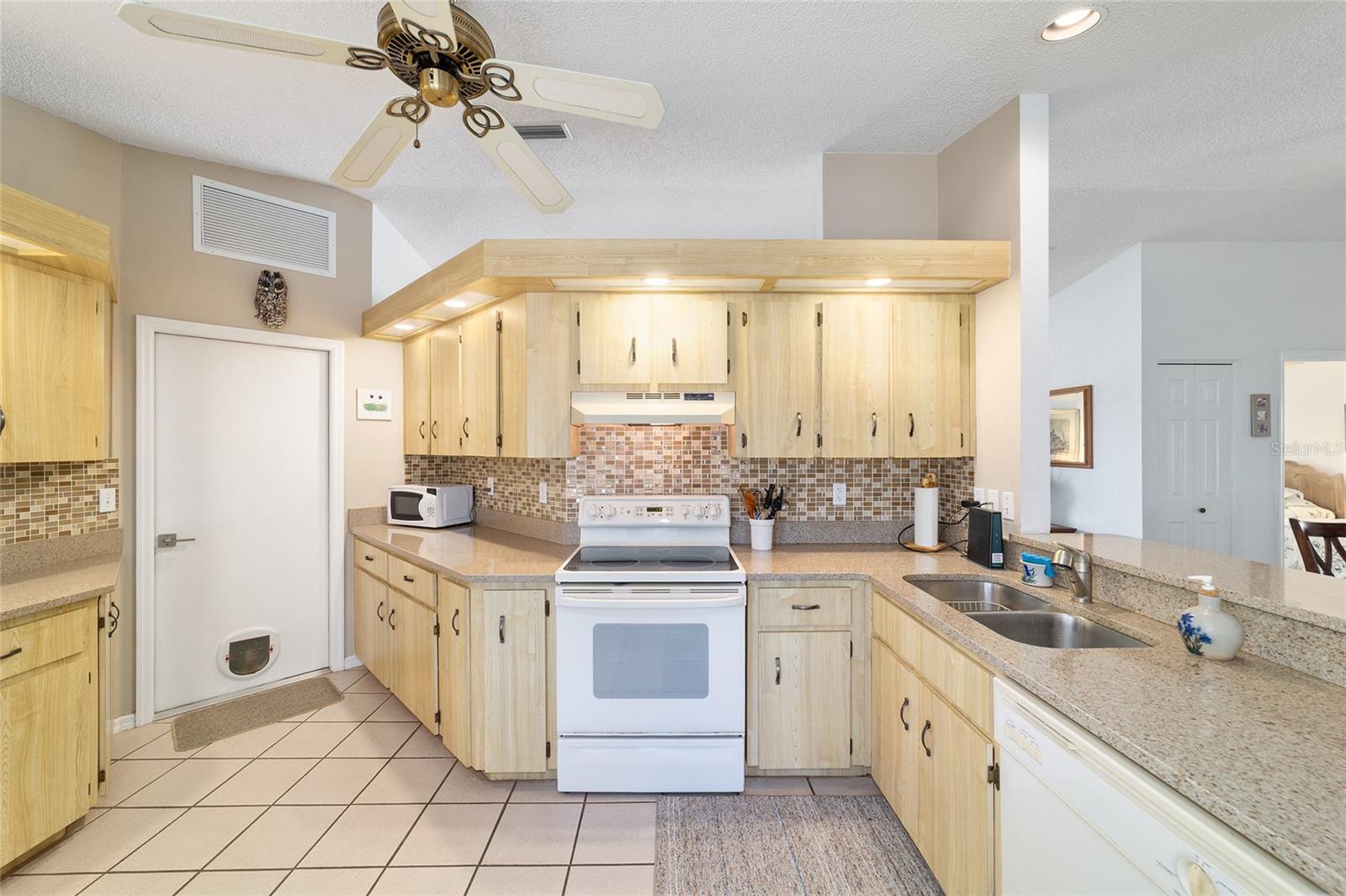 Image 19 of 53 For 10806 81st Court Road