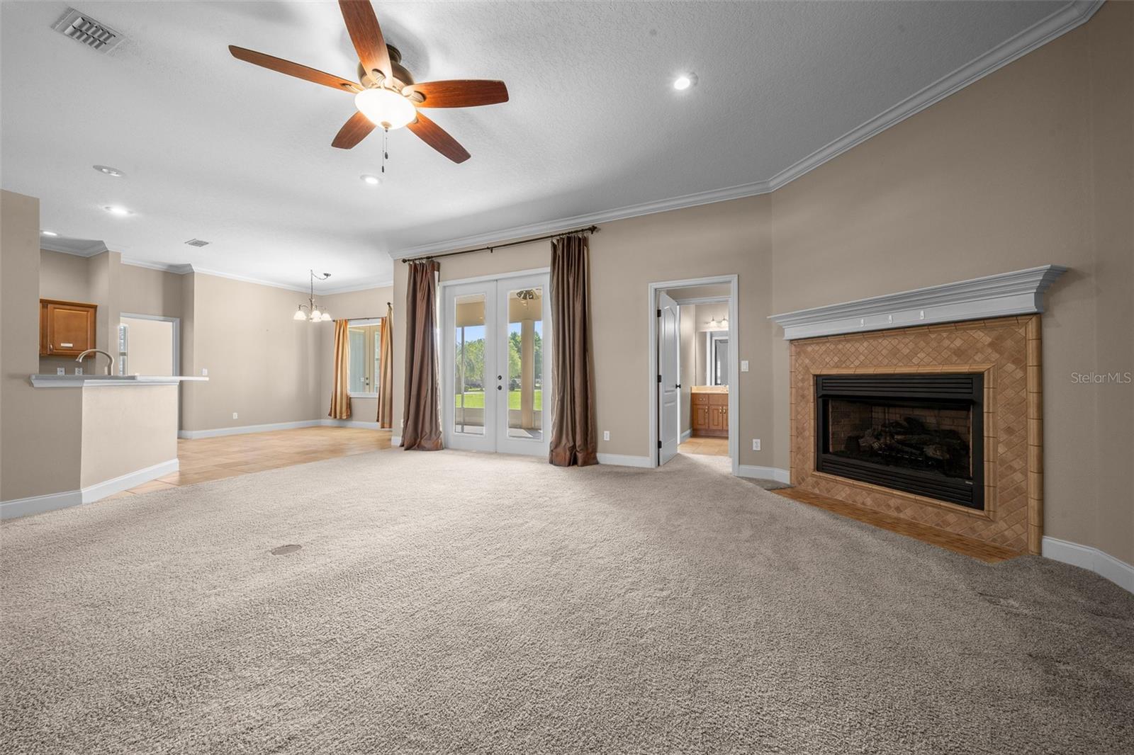 Image 32 of 83 For 5073 39th Loop