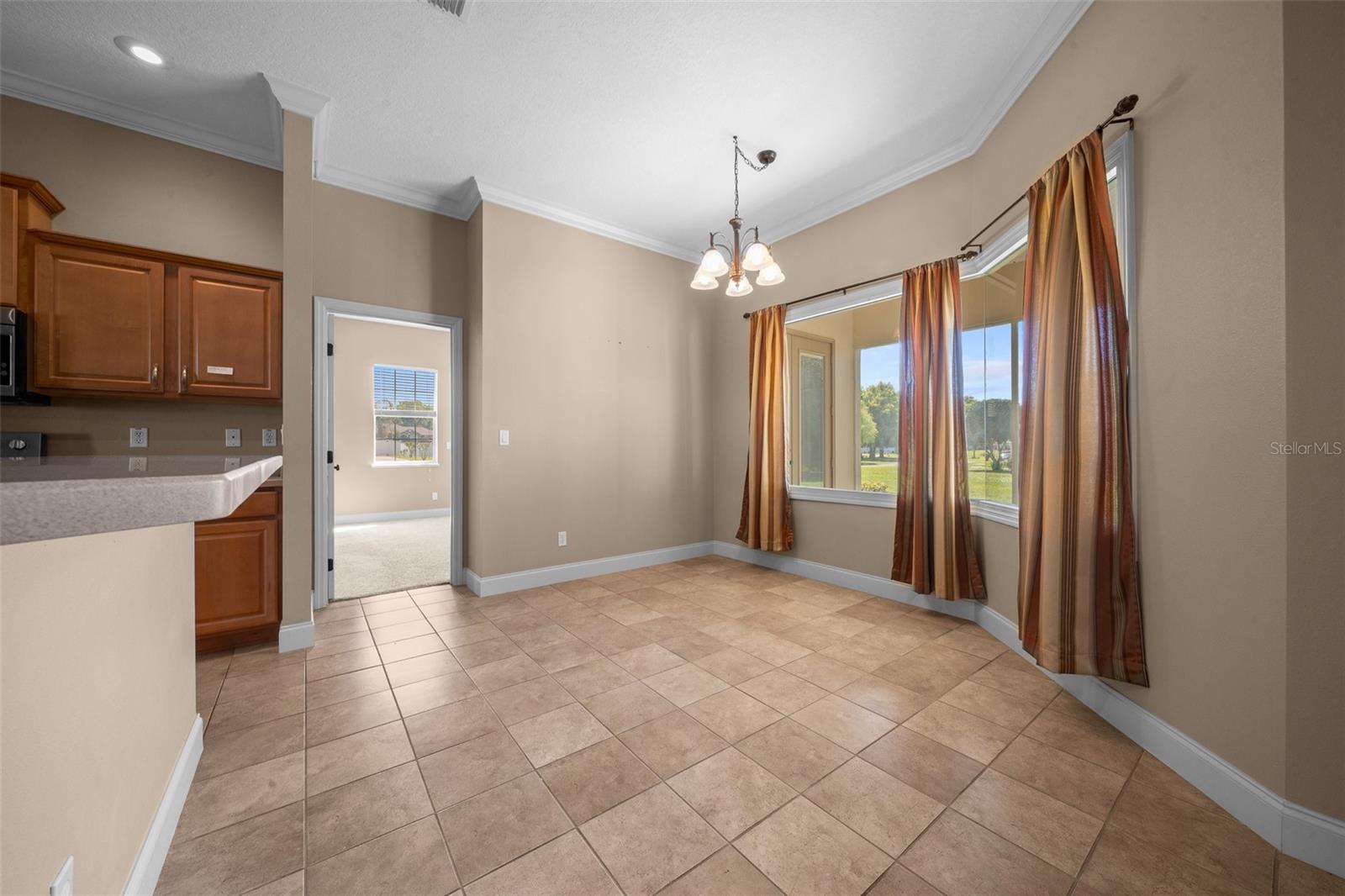 Image 35 of 83 For 5073 39th Loop