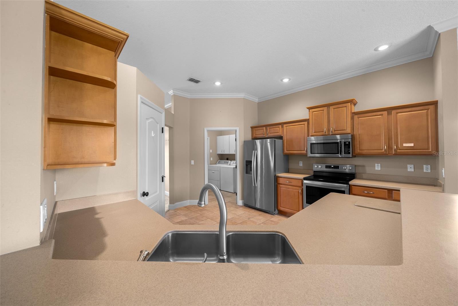 Image 37 of 83 For 5073 39th Loop