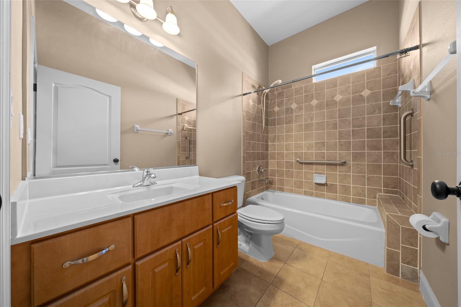 Image 66 of 83 For 5073 39th Loop