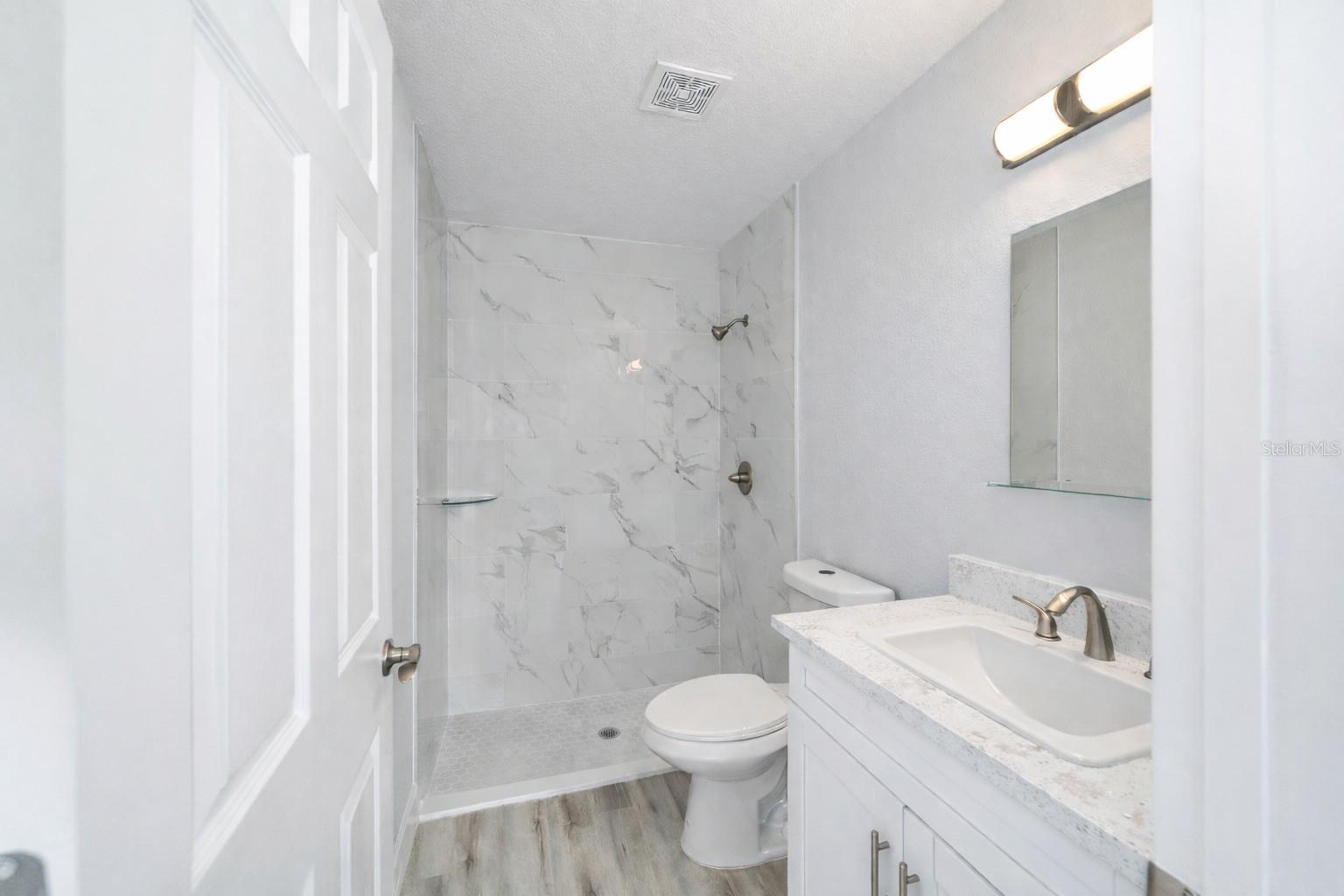 Image 17 of 18 For 13771 104th Street