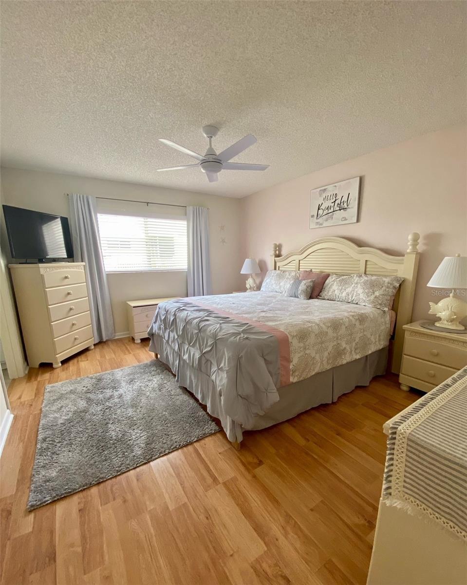 Image 11 of 22 For 9520 84th Terrace C