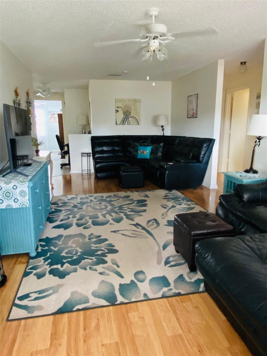 Image 3 of 22 For 9520 84th Terrace C