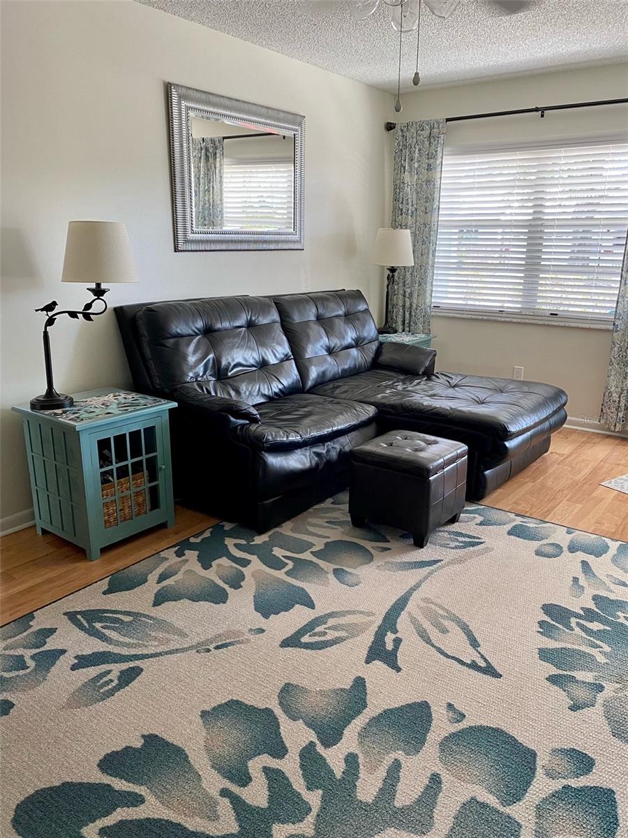 Image 5 of 22 For 9520 84th Terrace C