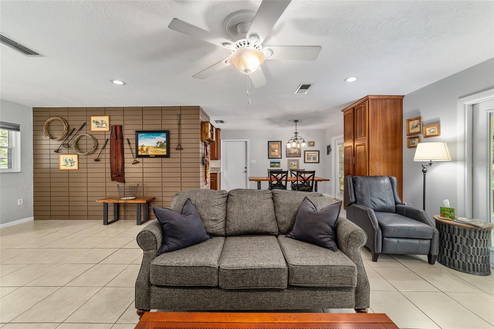 Image 15 of 63 For 1111 14th Avenue