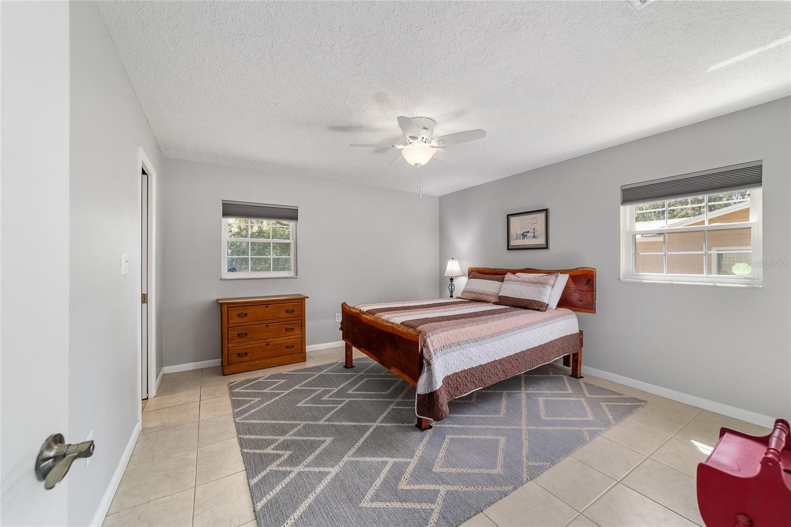 Image 27 of 63 For 1111 14th Avenue