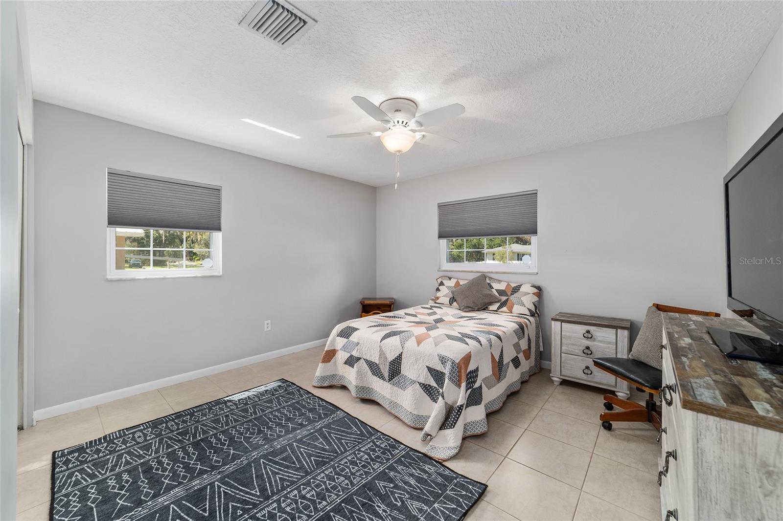 Image 34 of 63 For 1111 14th Avenue