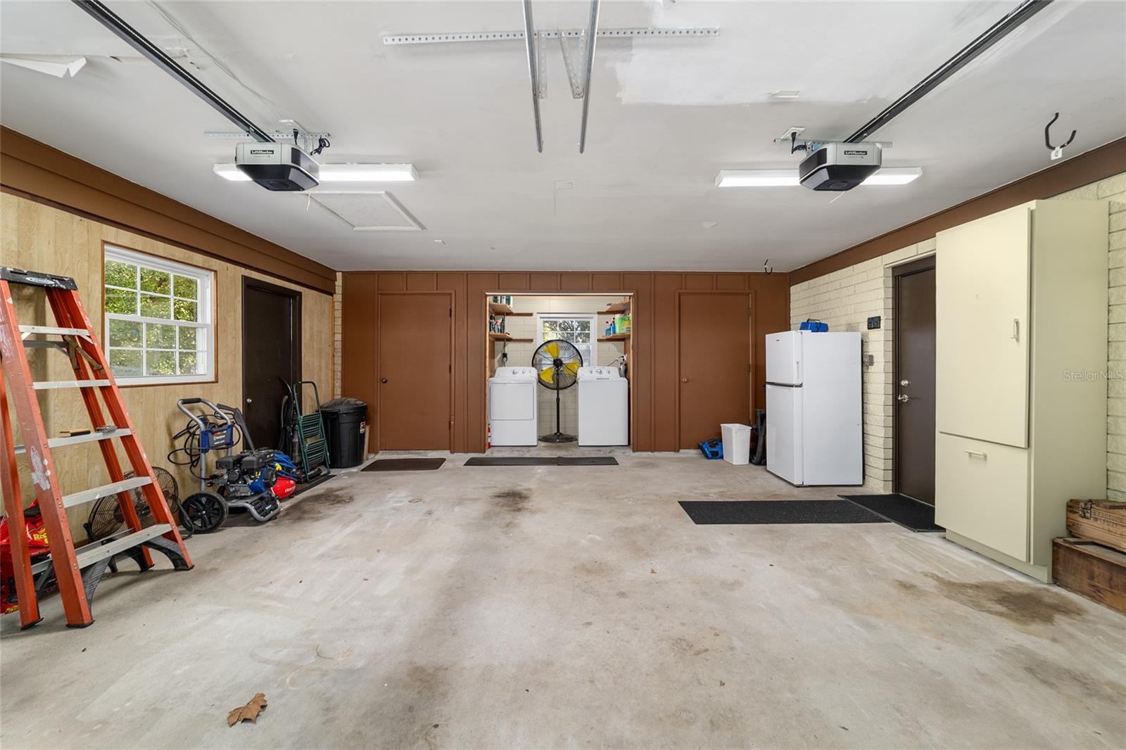 Image 42 of 63 For 1111 14th Avenue