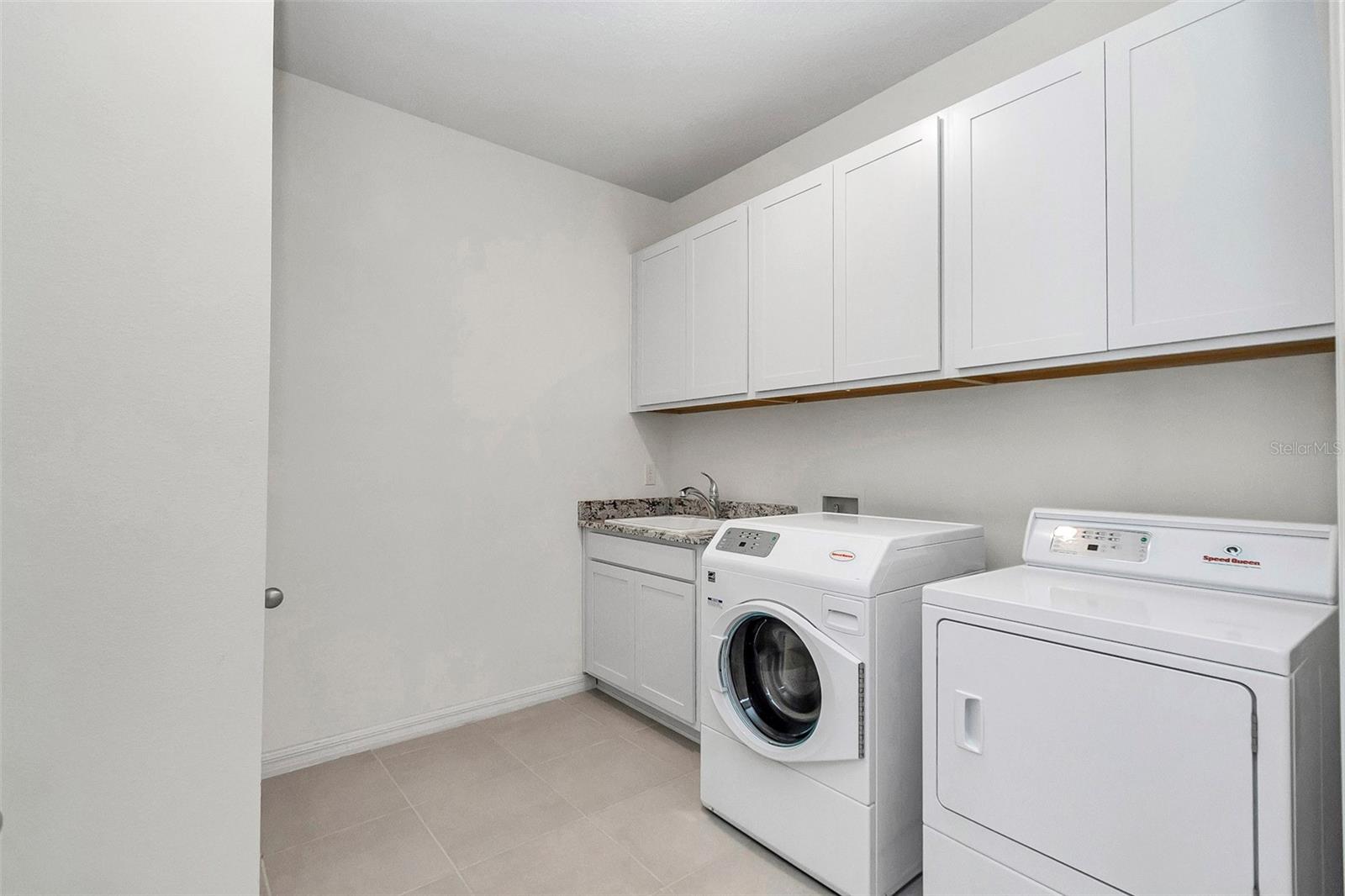 Image 15 of 20 For 4970 39th Loop