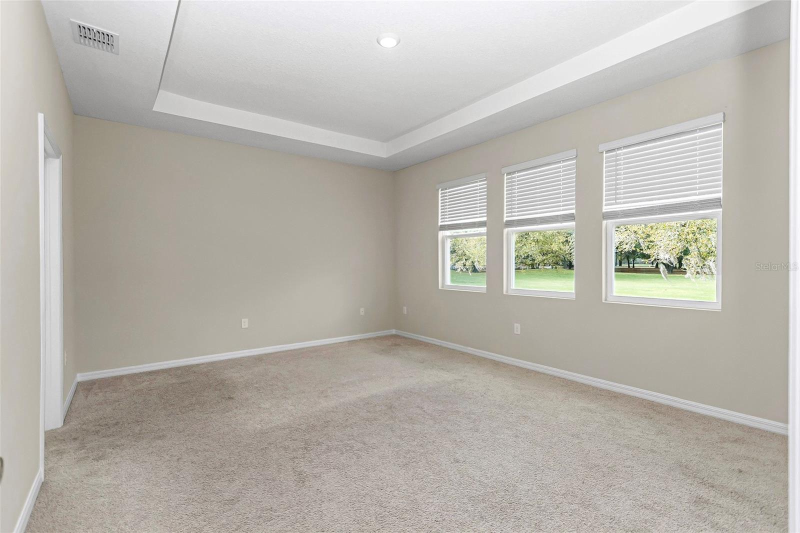 Image 9 of 20 For 4970 39th Loop