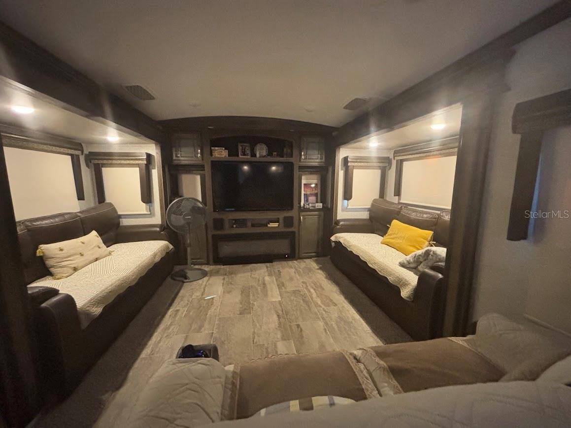 Image 15 of 46 For 25142 Ne 143rd Place 81