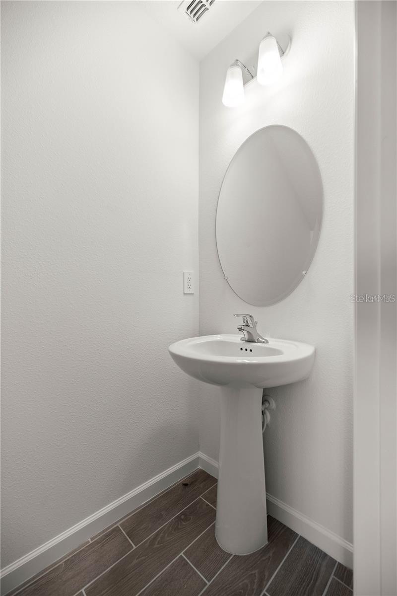 Image 9 of 27 For 3632 37th Ct Court