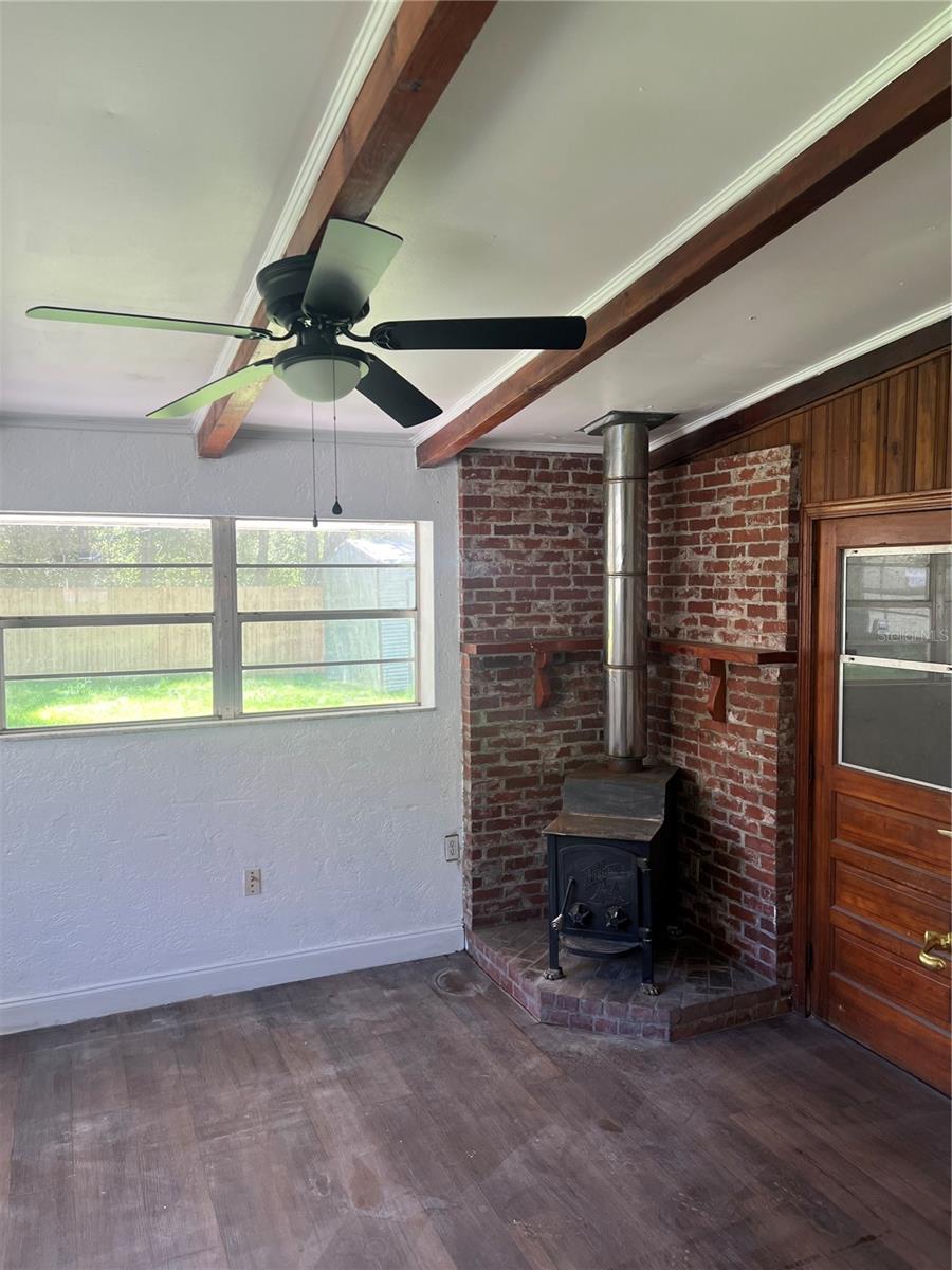 Image 14 of 19 For 1204 32nd Place