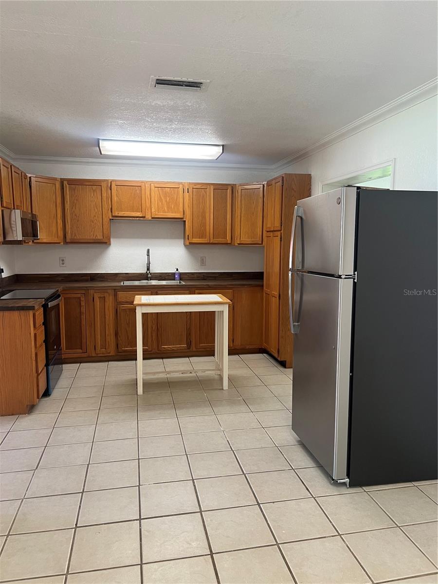 Image 8 of 19 For 1204 32nd Place