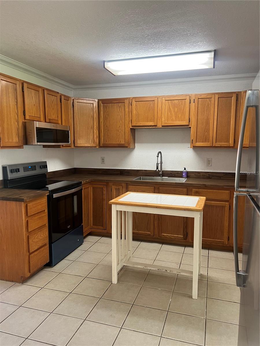 Image 9 of 19 For 1204 32nd Place