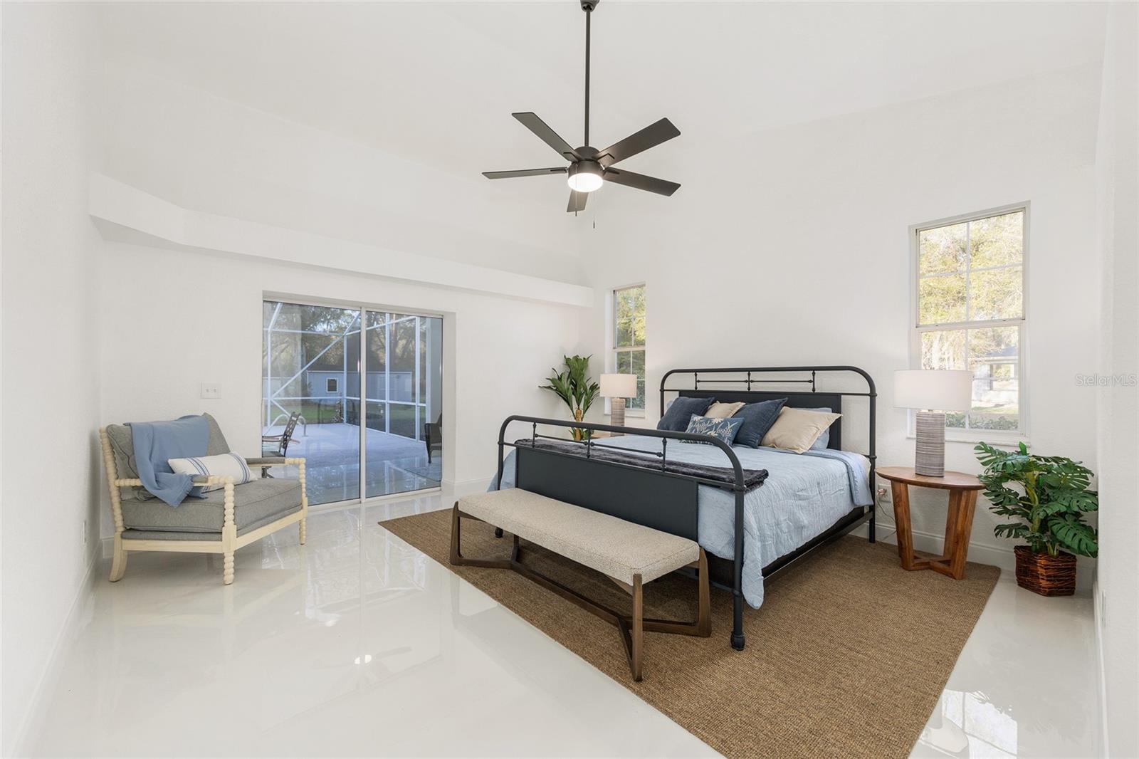 Image 14 of 47 For 10043 202nd Circle