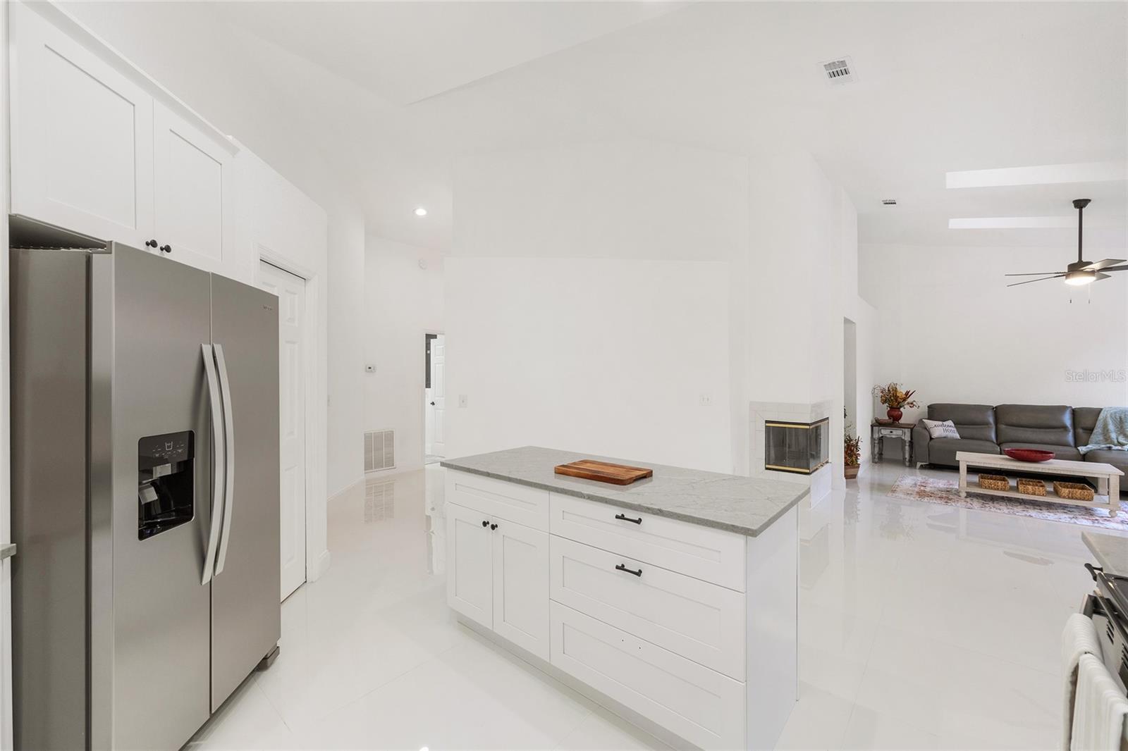 Image 23 of 47 For 10043 202nd Circle