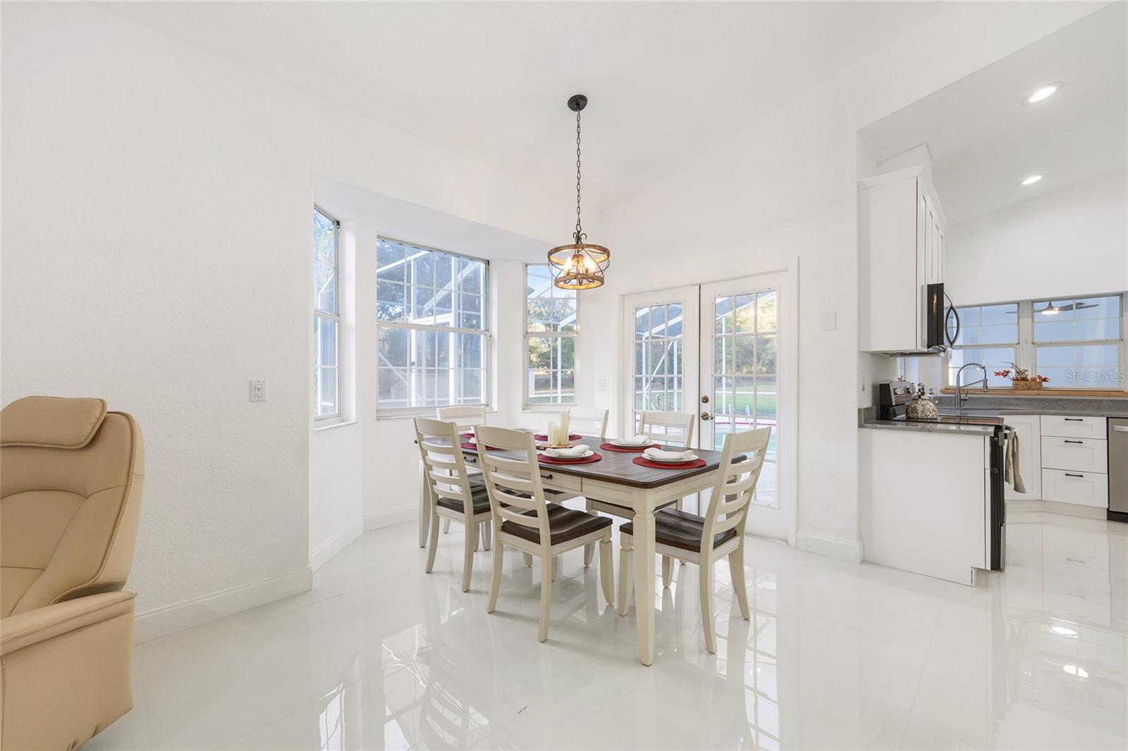 Image 24 of 47 For 10043 202nd Circle