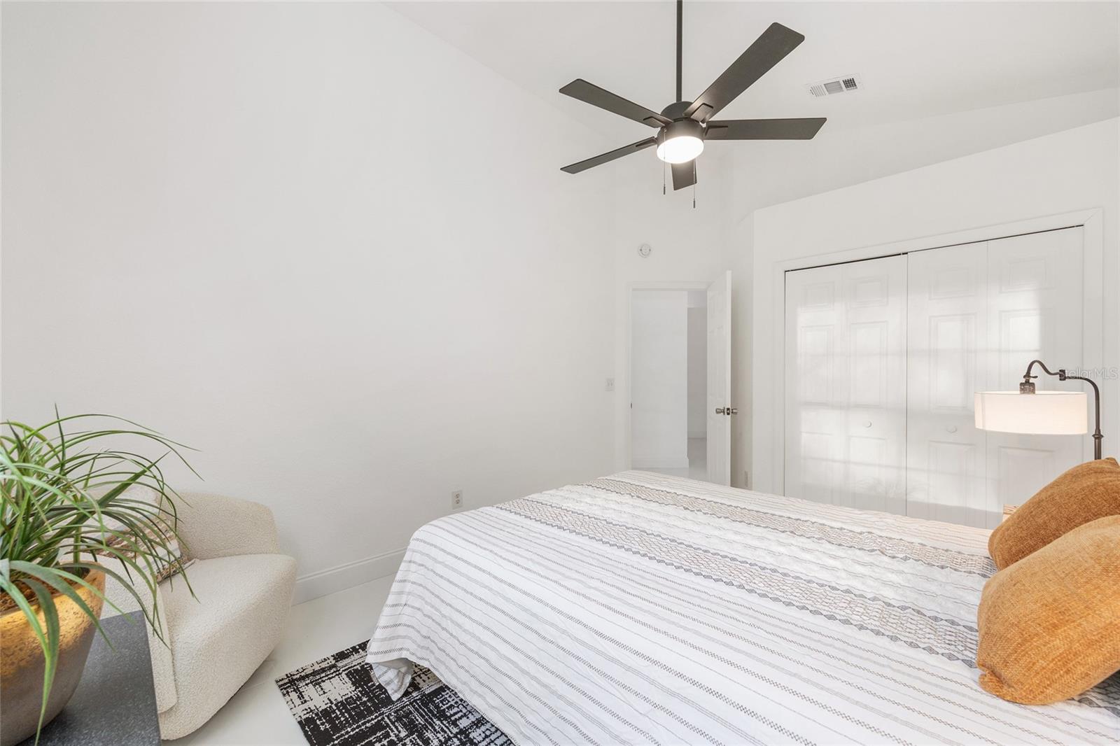 Image 31 of 47 For 10043 202nd Circle