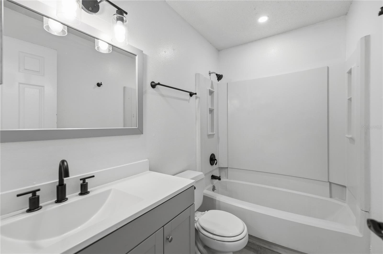 Image 13 of 15 For 5355 29th Place B