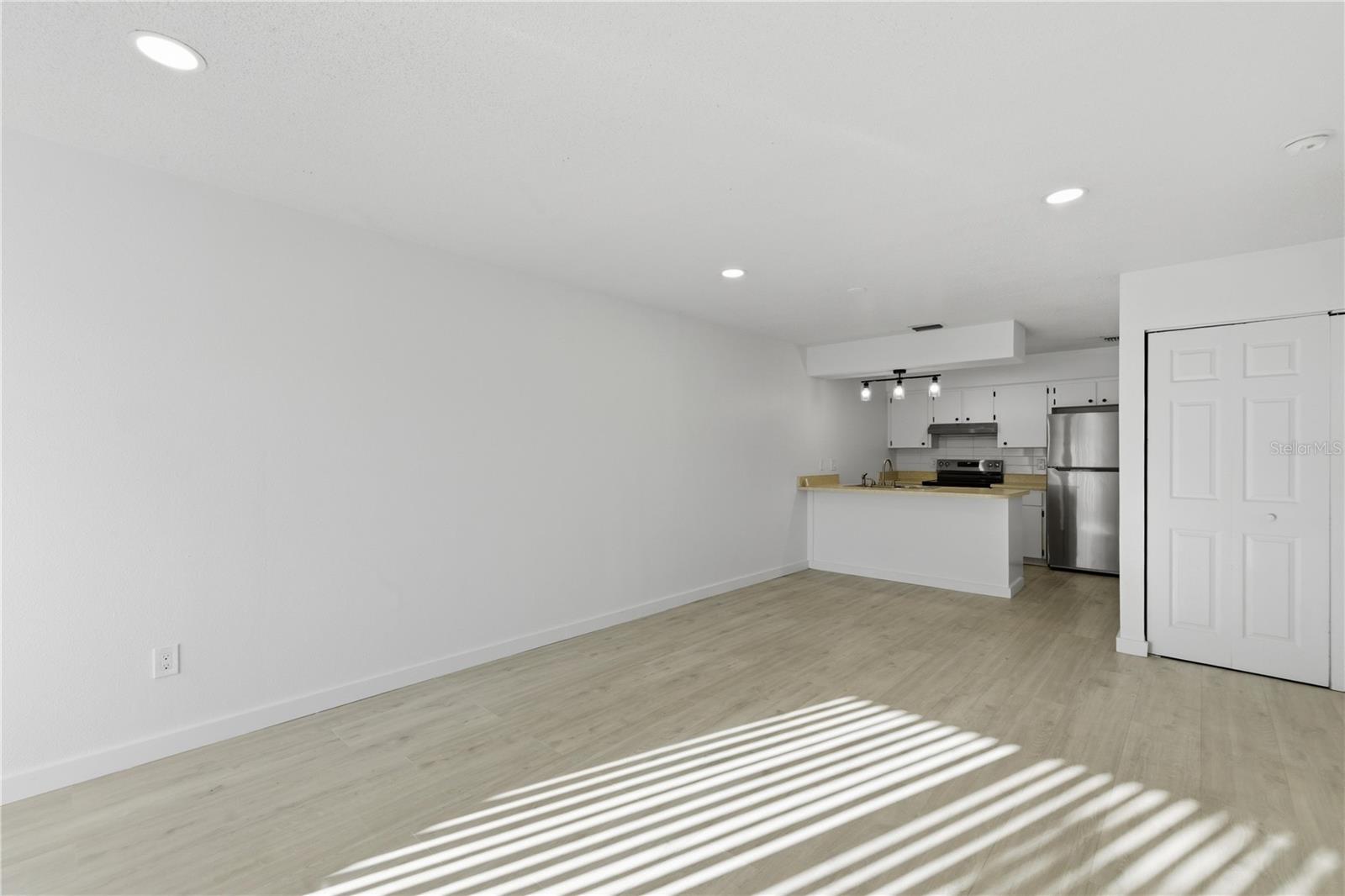 Image 4 of 15 For 5355 29th Place B