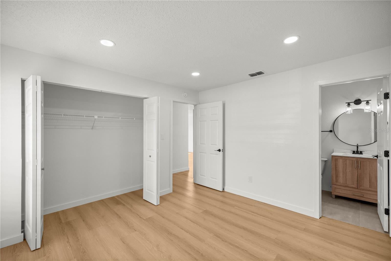 Image 14 of 15 For 5395 30th Place C