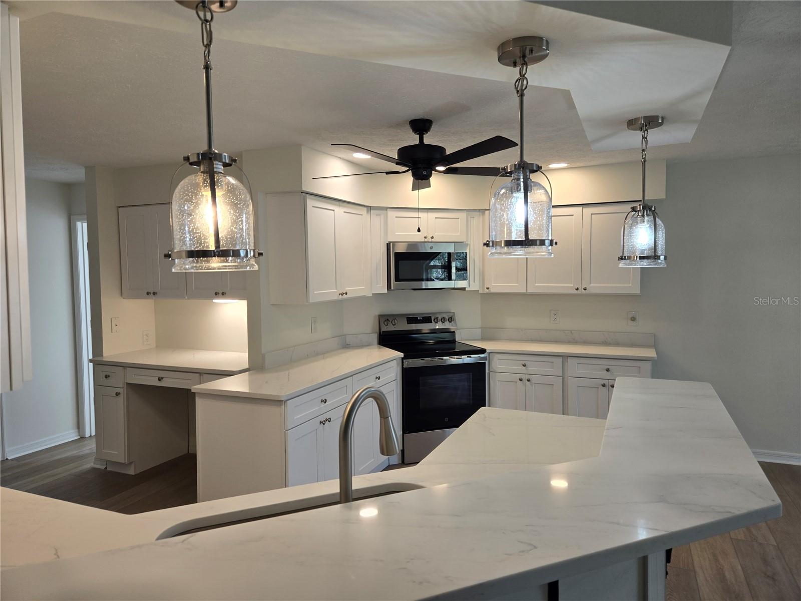 Image 6 of 29 For 719 Balmoral Court