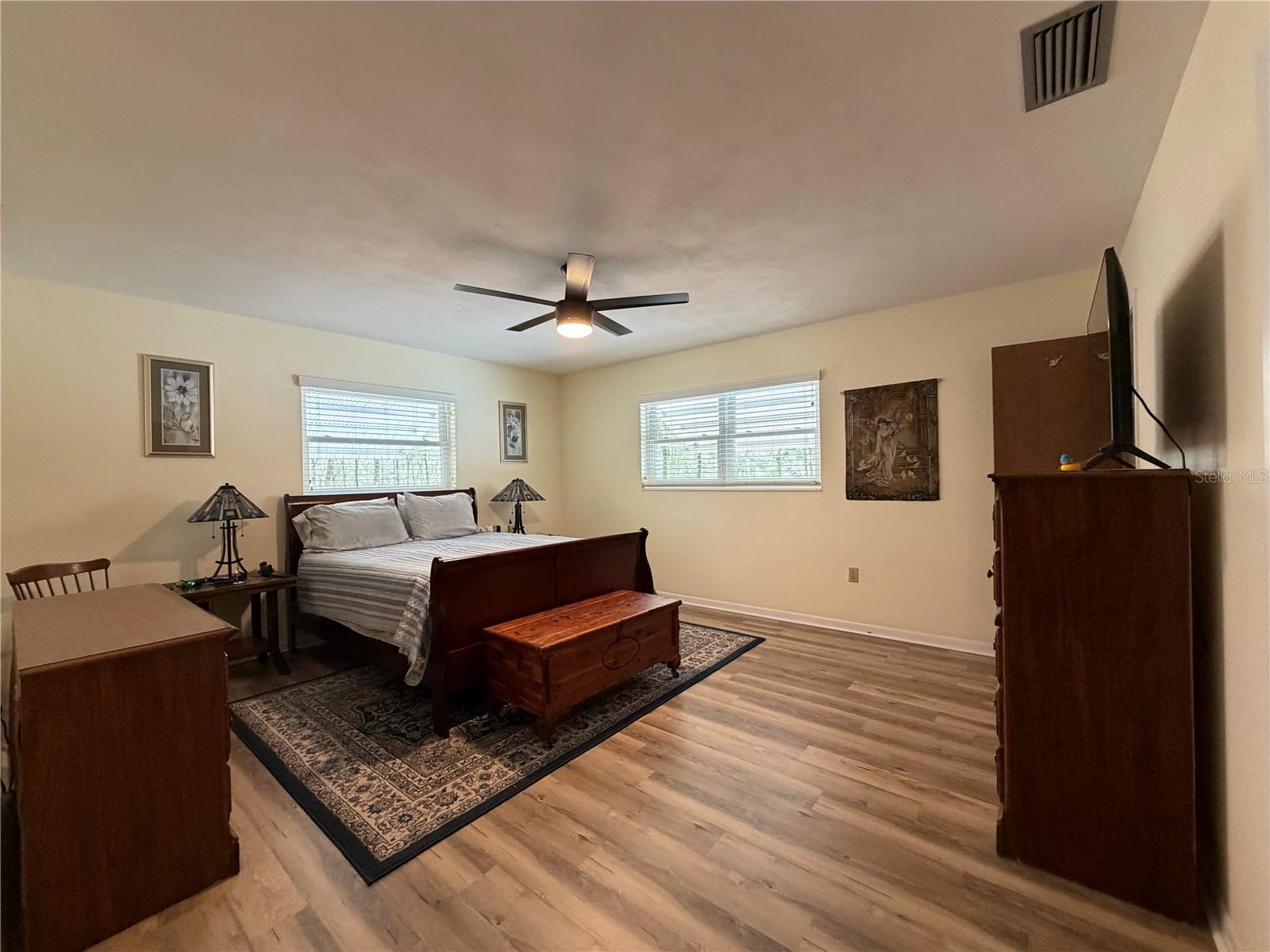 Image 21 of 30 For 4500 Freshwater Court