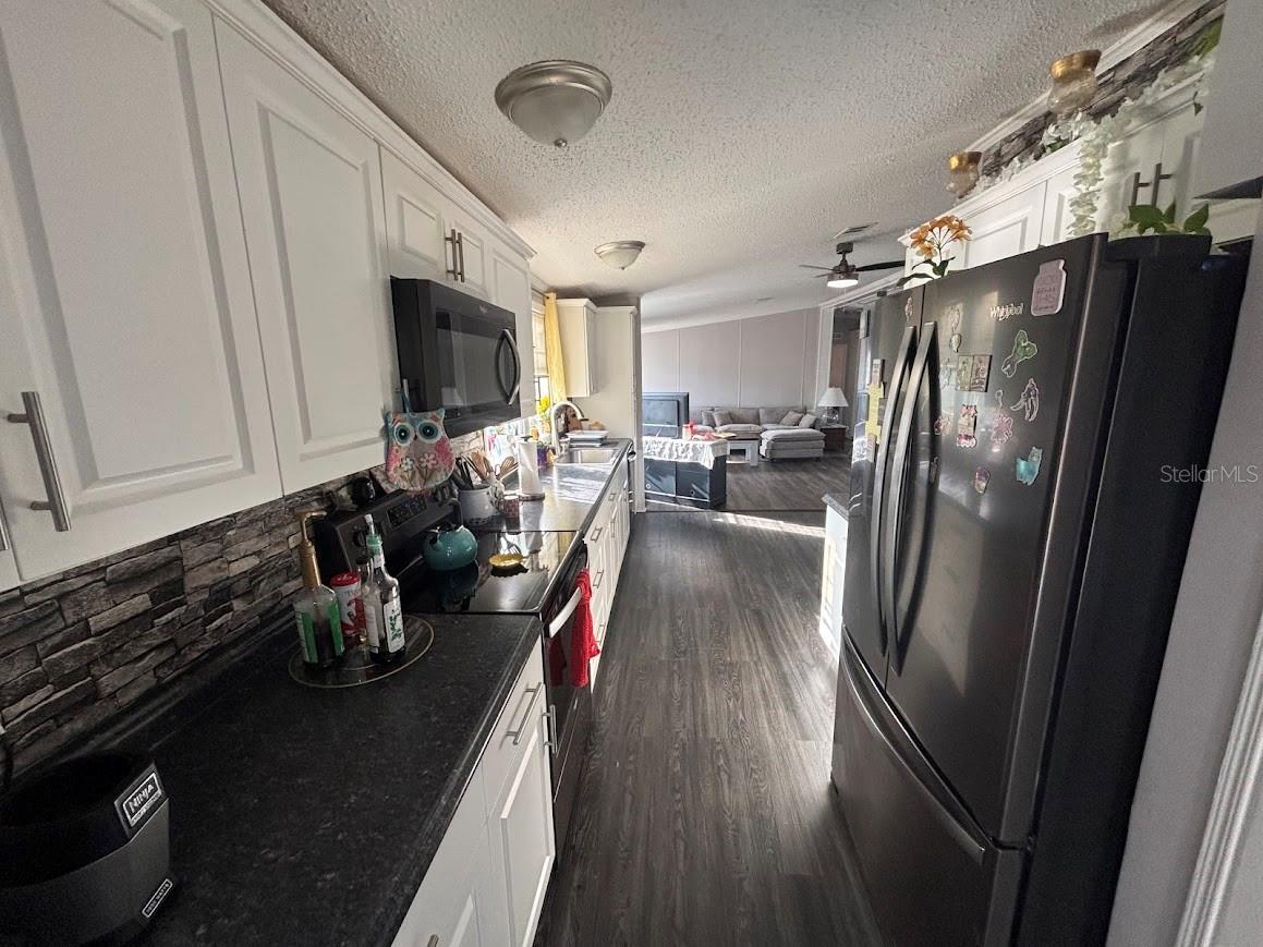 Image 21 of 45 For 15594 233rd Place