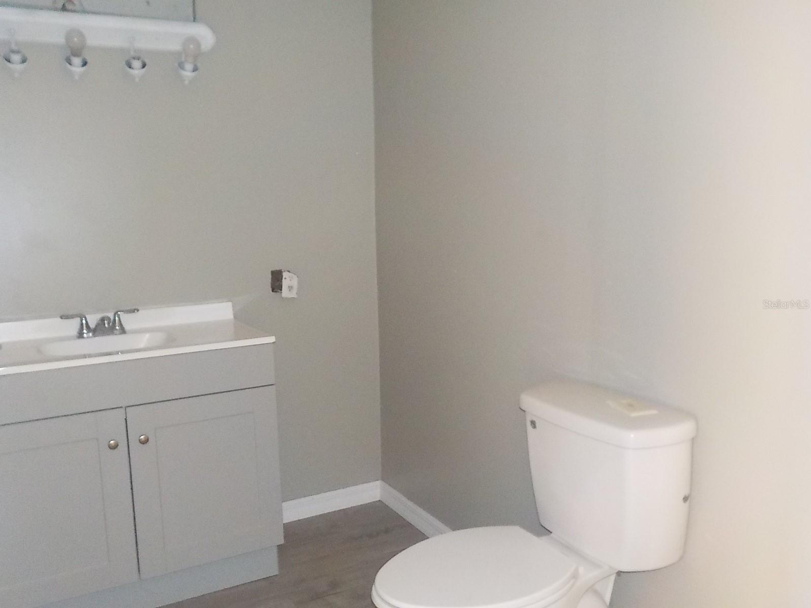 Image 21 of 27 For 7445 15th Place