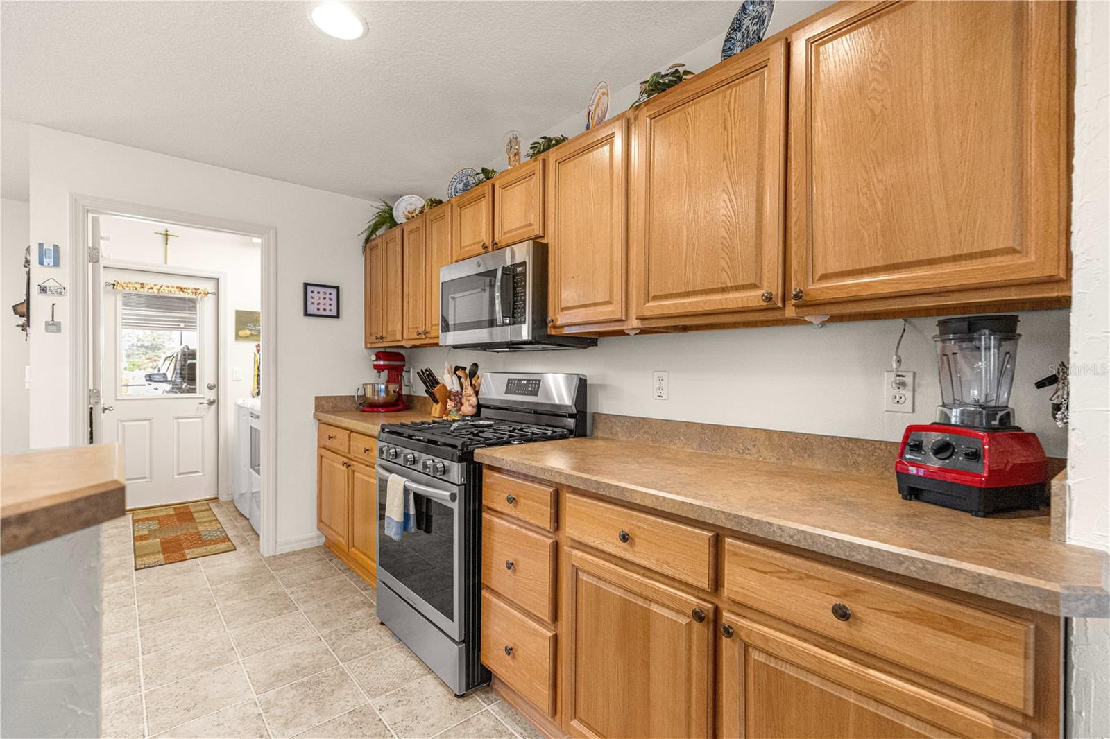 Image 11 of 51 For 8061 81st Loop