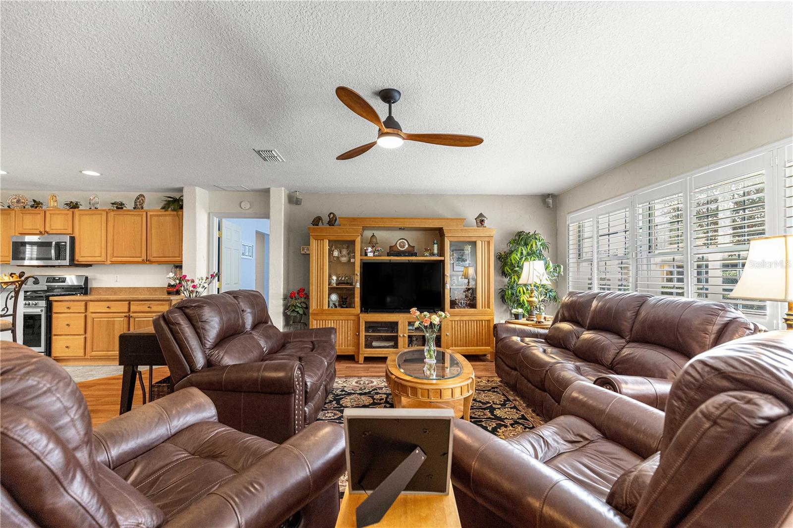 Image 7 of 51 For 8061 81st Loop