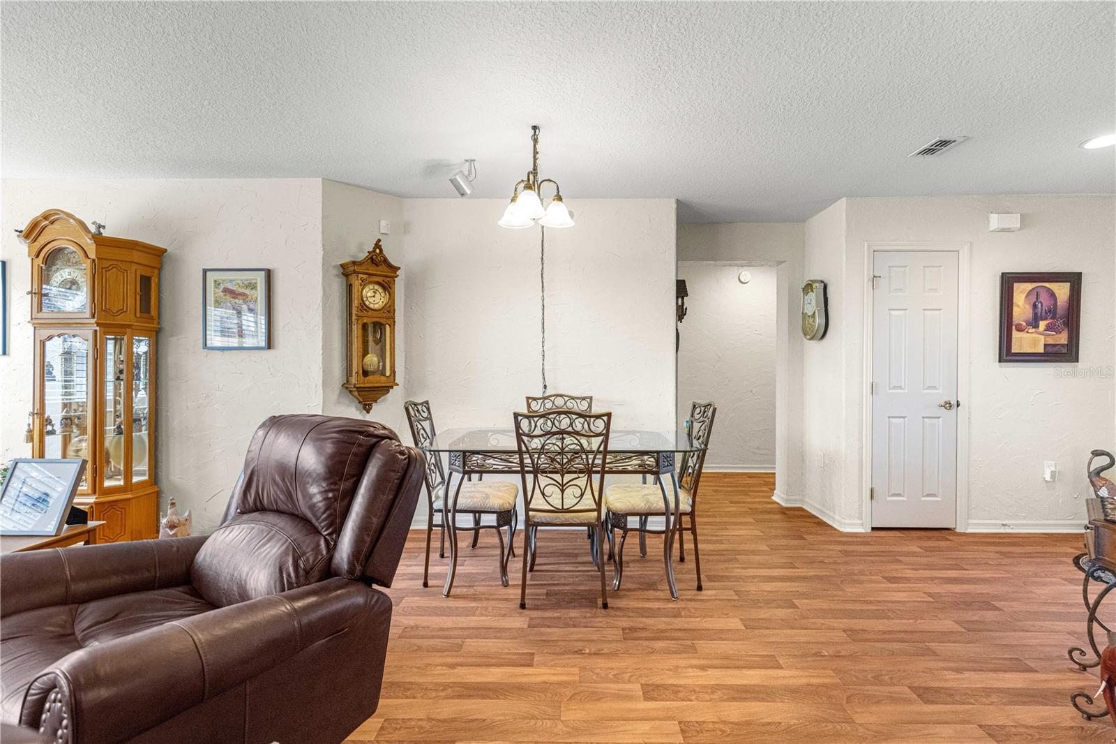 Image 8 of 51 For 8061 81st Loop