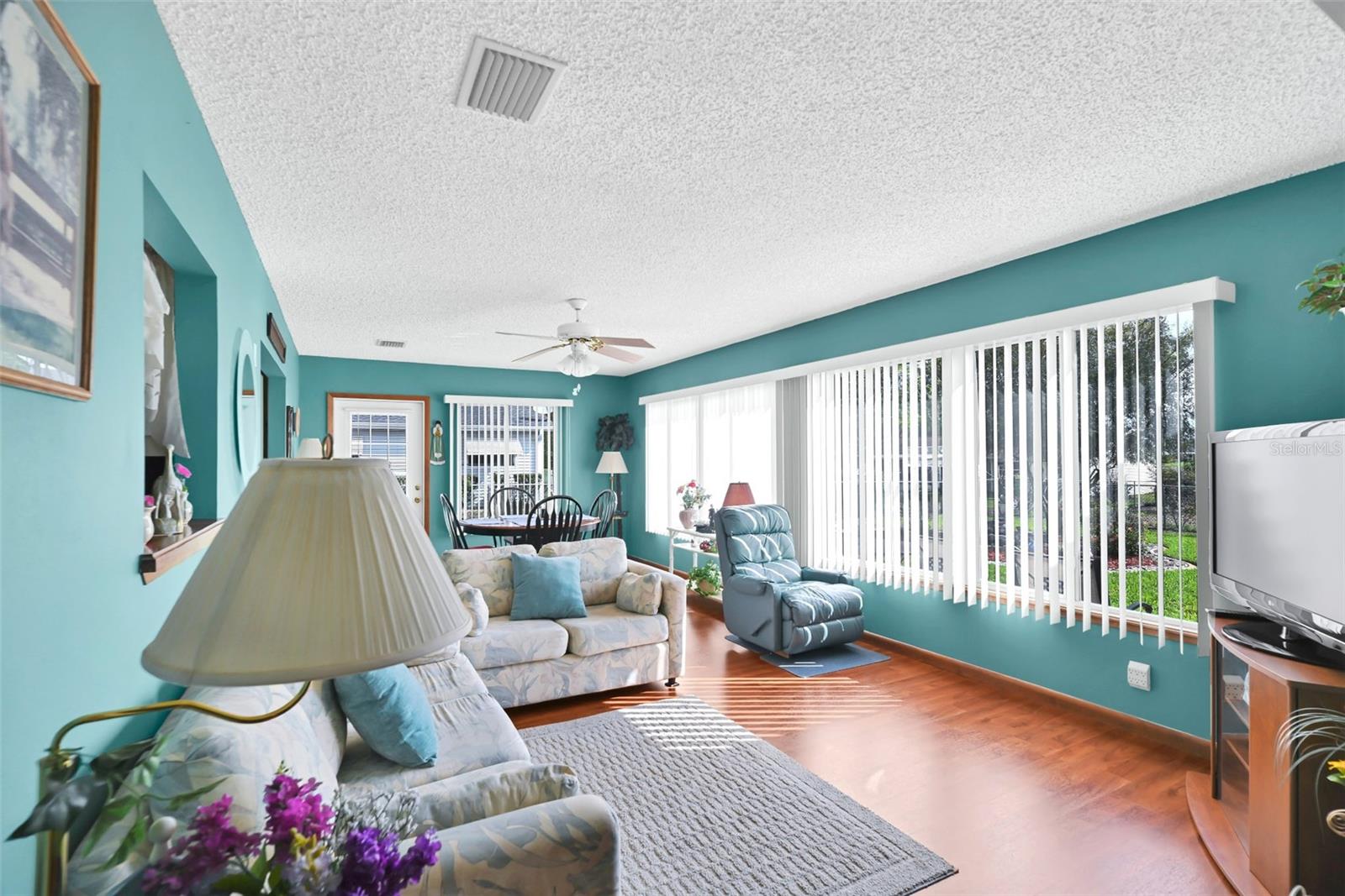 Image 30 of 54 For 11055 77th Court