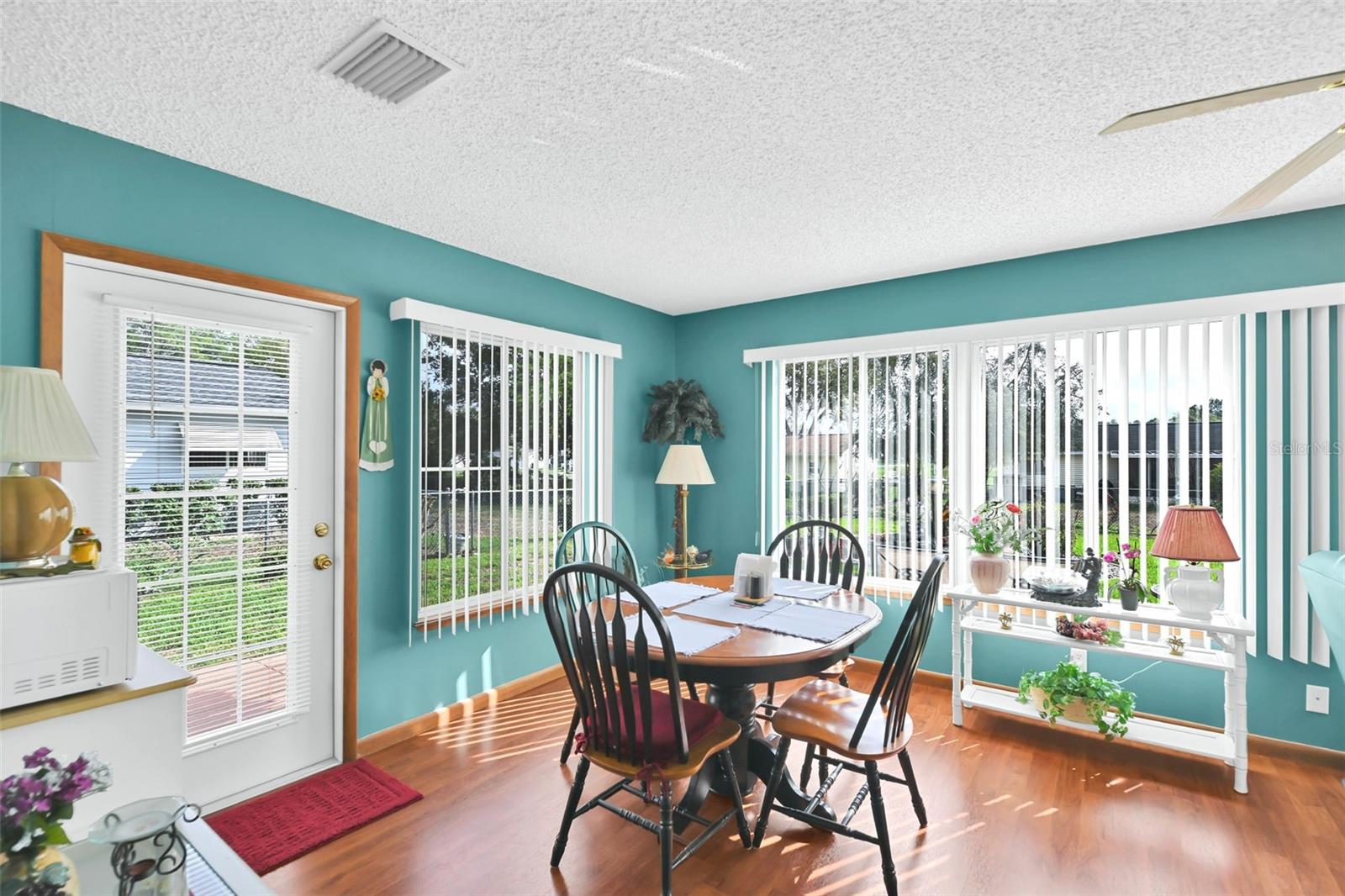 Image 33 of 54 For 11055 77th Court