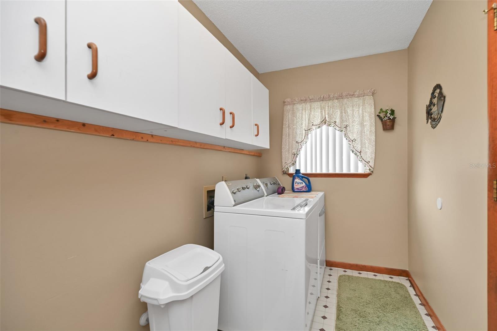 Image 35 of 54 For 11055 77th Court