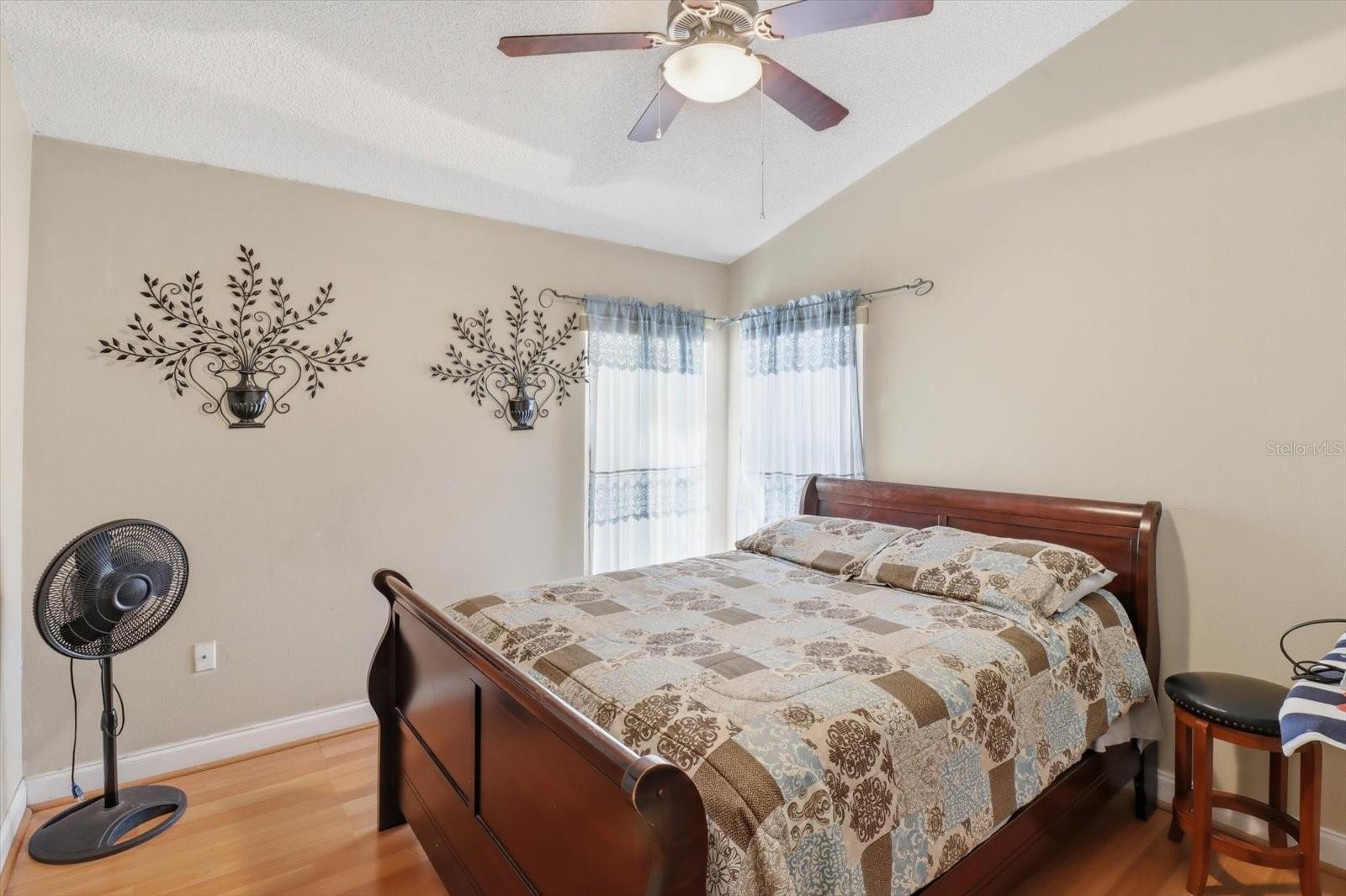 Image 23 of 46 For 13061 77th Avenue