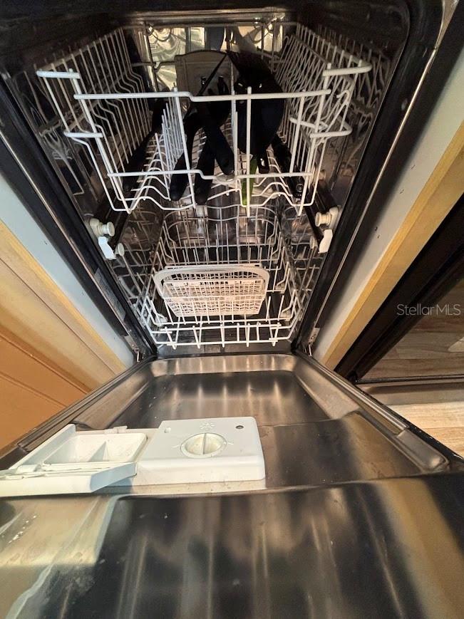 Image 28 of 61 For 25246 143rd Street 181