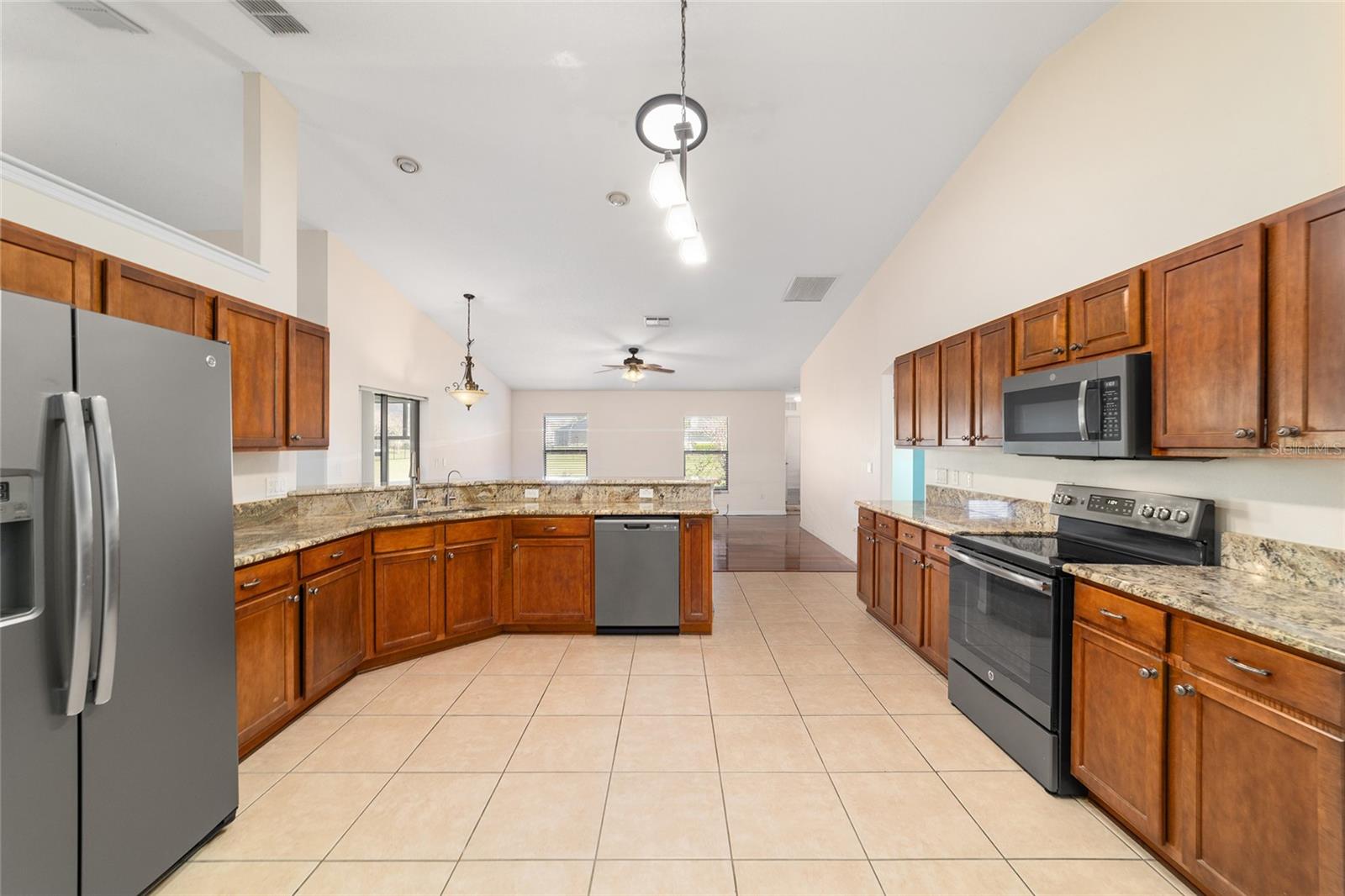 Image 19 of 38 For 4037 40th Street