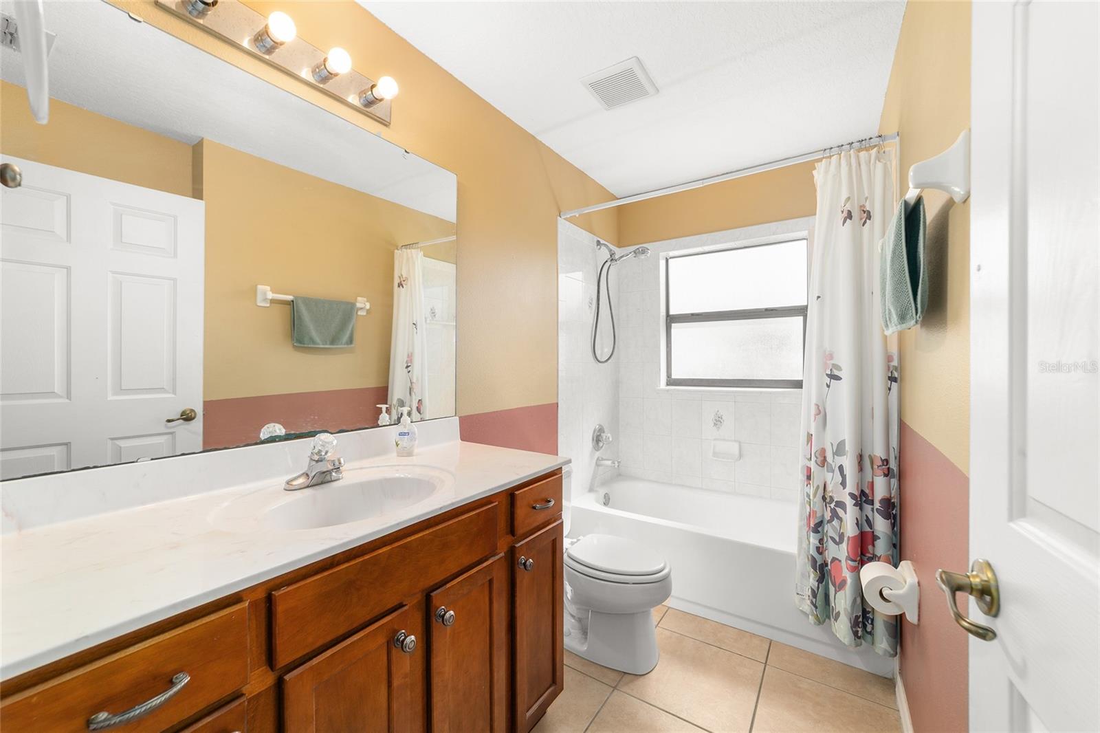 Image 30 of 38 For 4037 40th Street