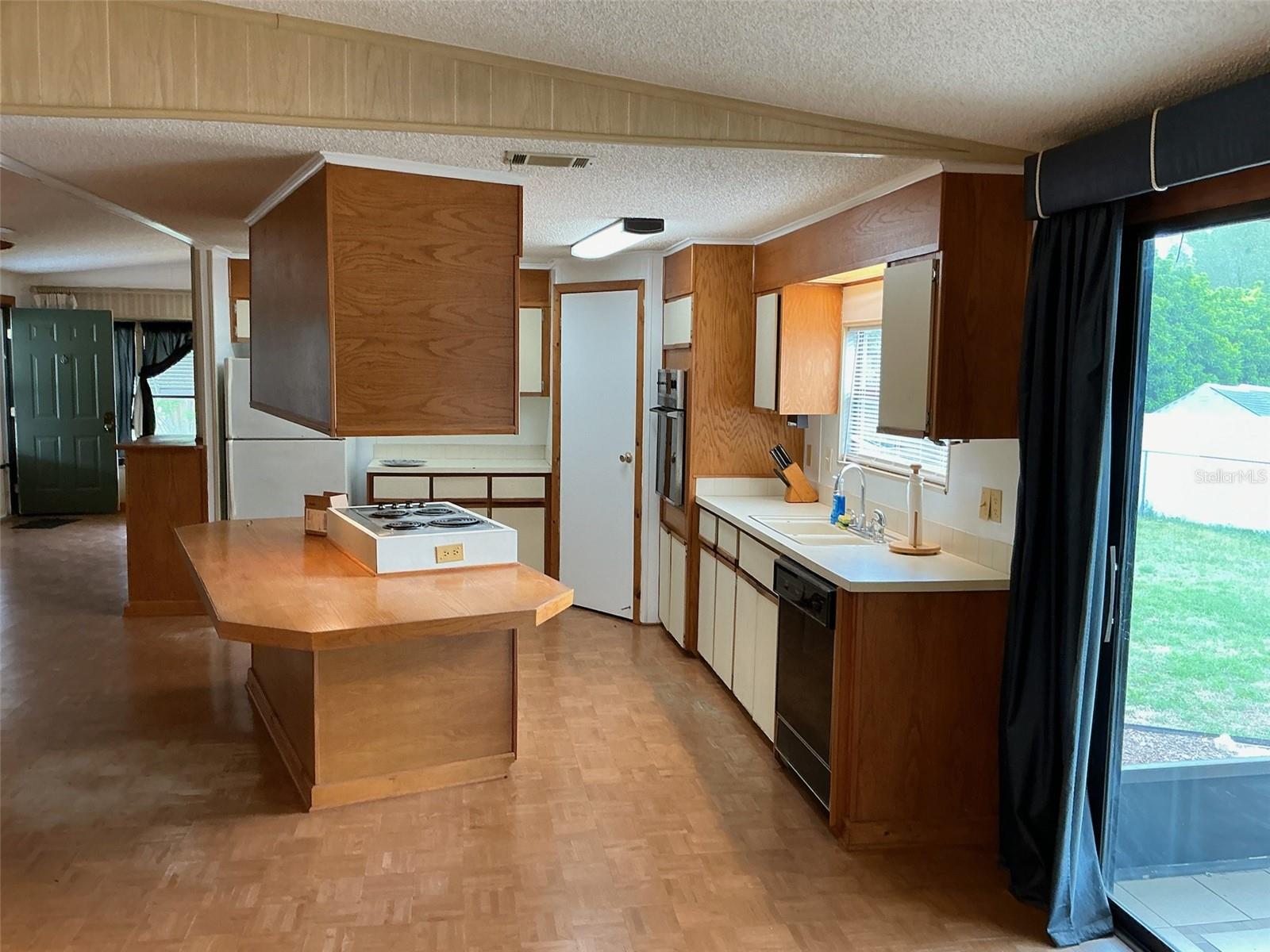 Image 6 of 21 For 6620 85th Street