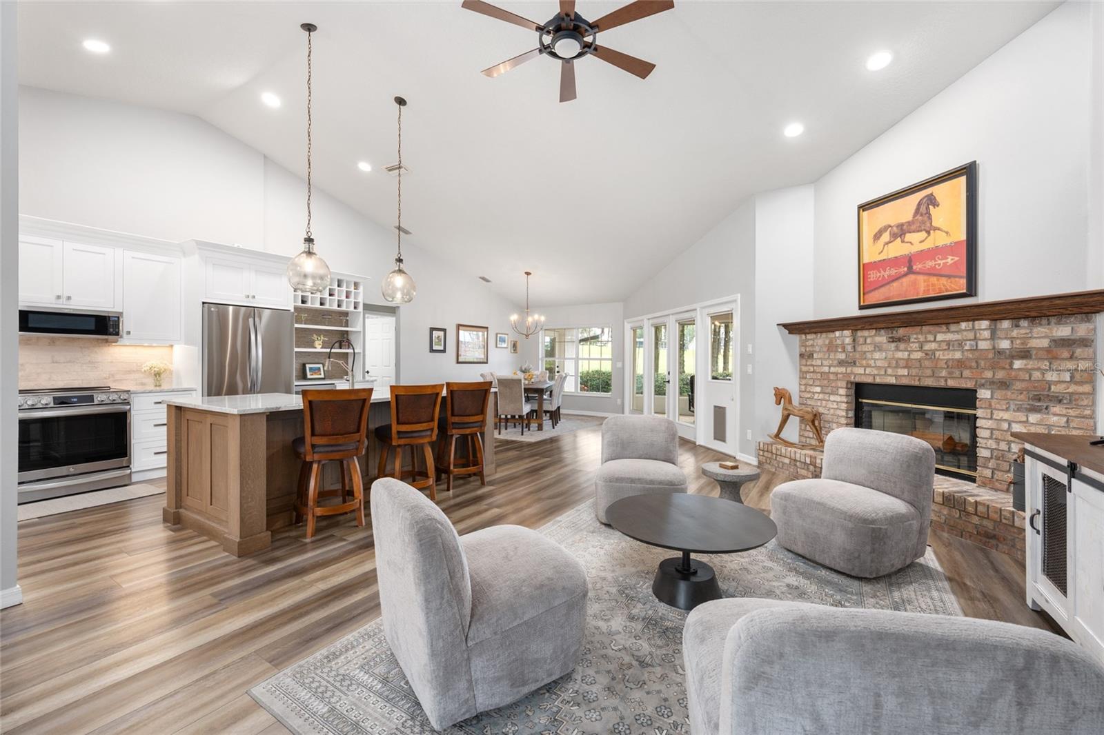 Image 12 of 82 For 5402 76th Court