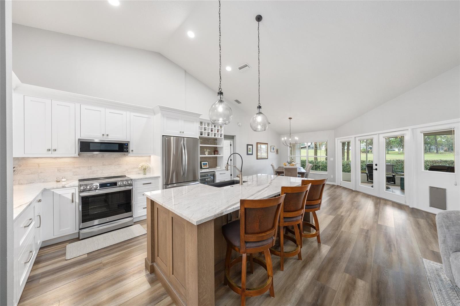 Image 18 of 82 For 5402 76th Court