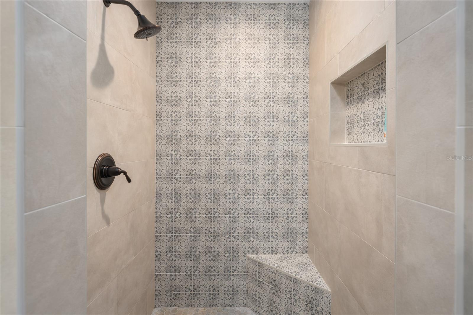 Image 41 of 82 For 5402 76th Court