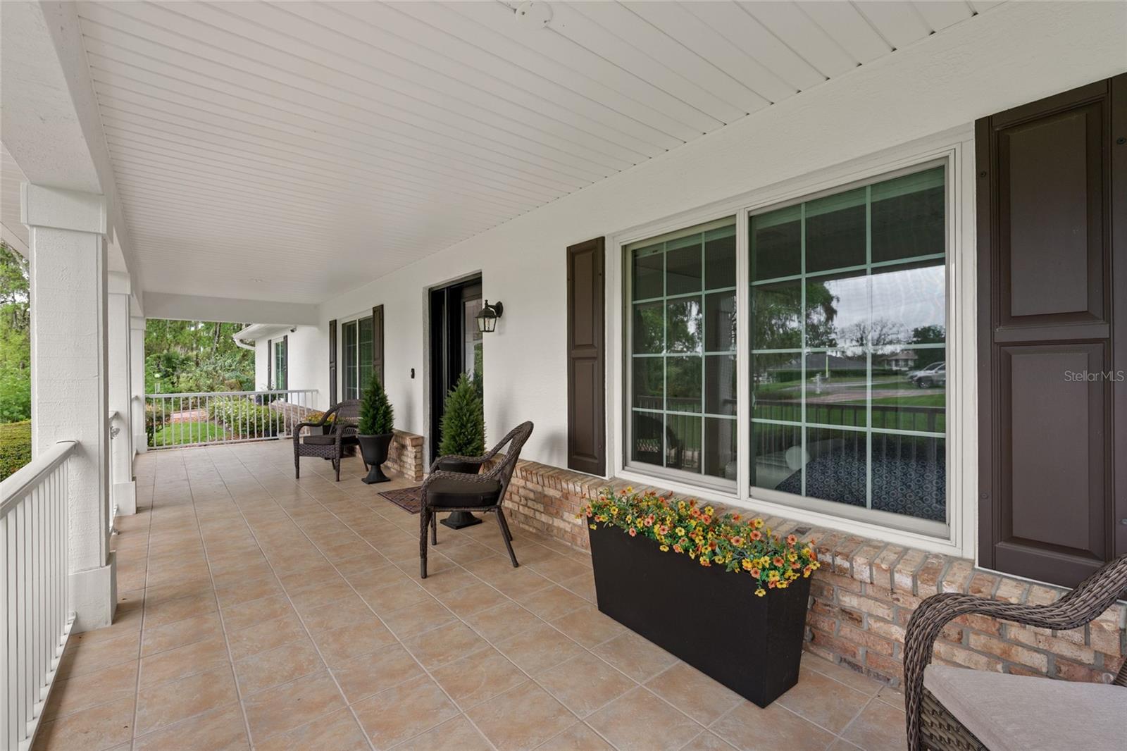 Image 5 of 82 For 5402 76th Court