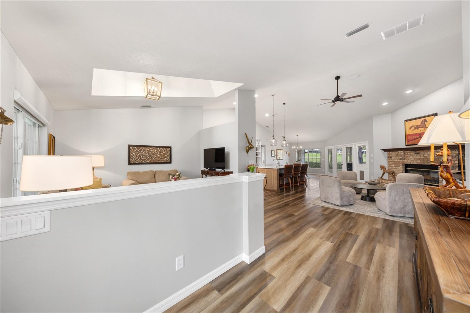 Image 6 of 82 For 5402 76th Court