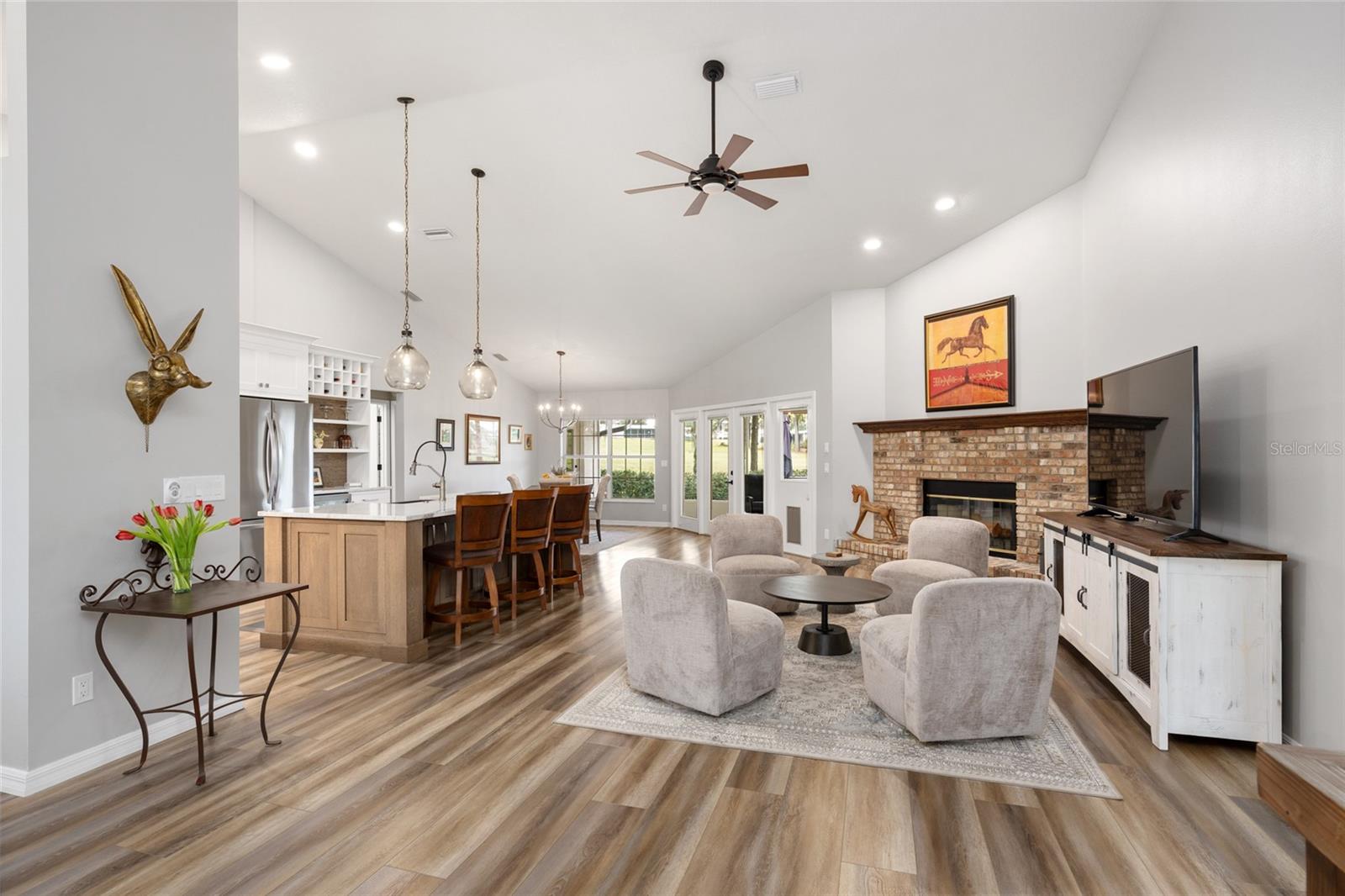 Image 7 of 82 For 5402 76th Court