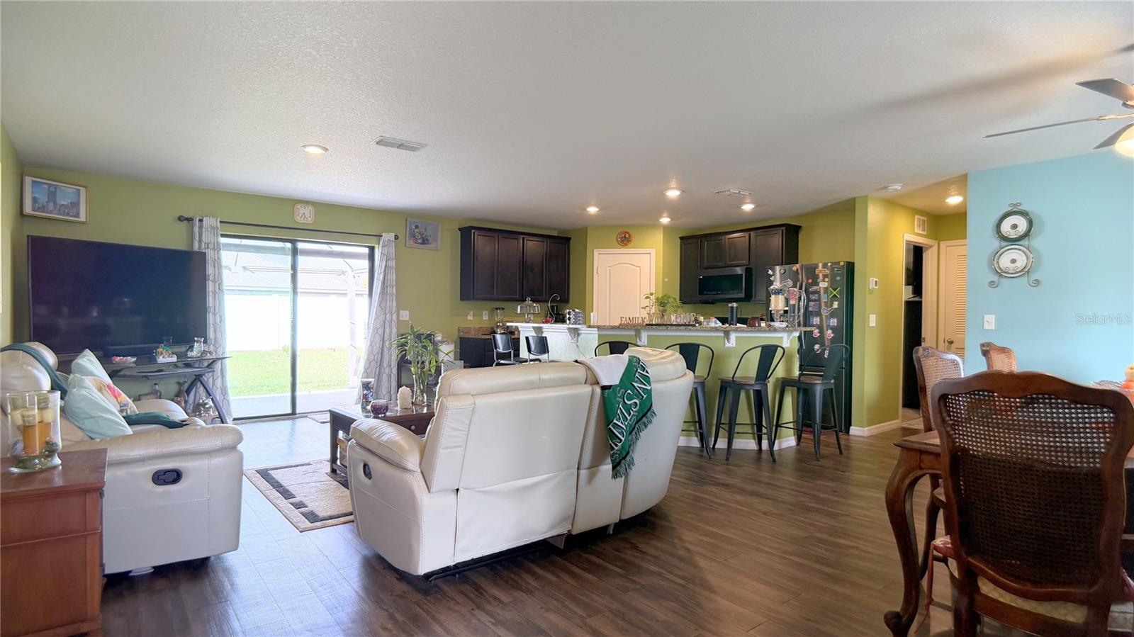 Image 11 of 25 For 35901 Joewood Avenue